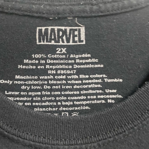 The Mighty Captain Marvel Men's 2X Colorful Comic T-Shirt Short Sleeve - Picture 3 of 3